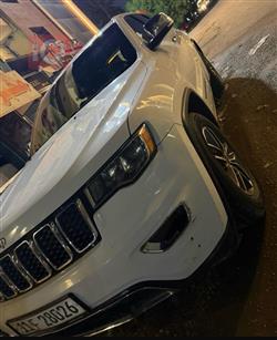 جيب جراند شيروكي